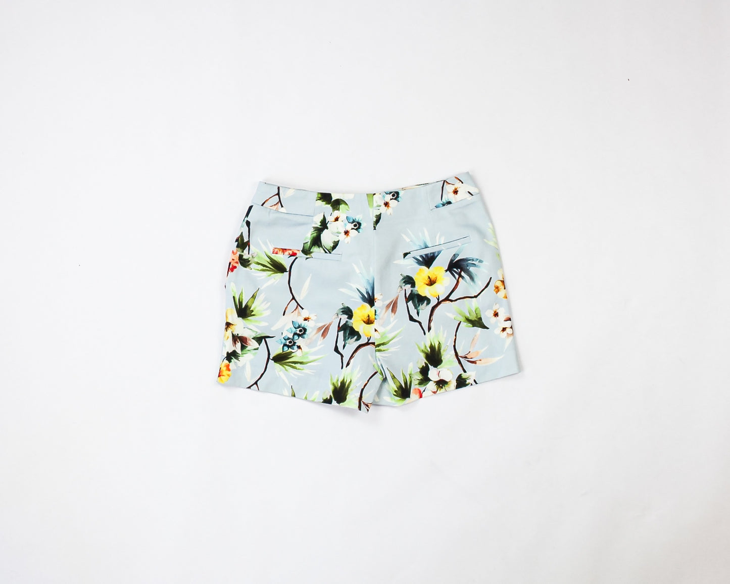 ZARA BASIC Short M Light blue with floral print