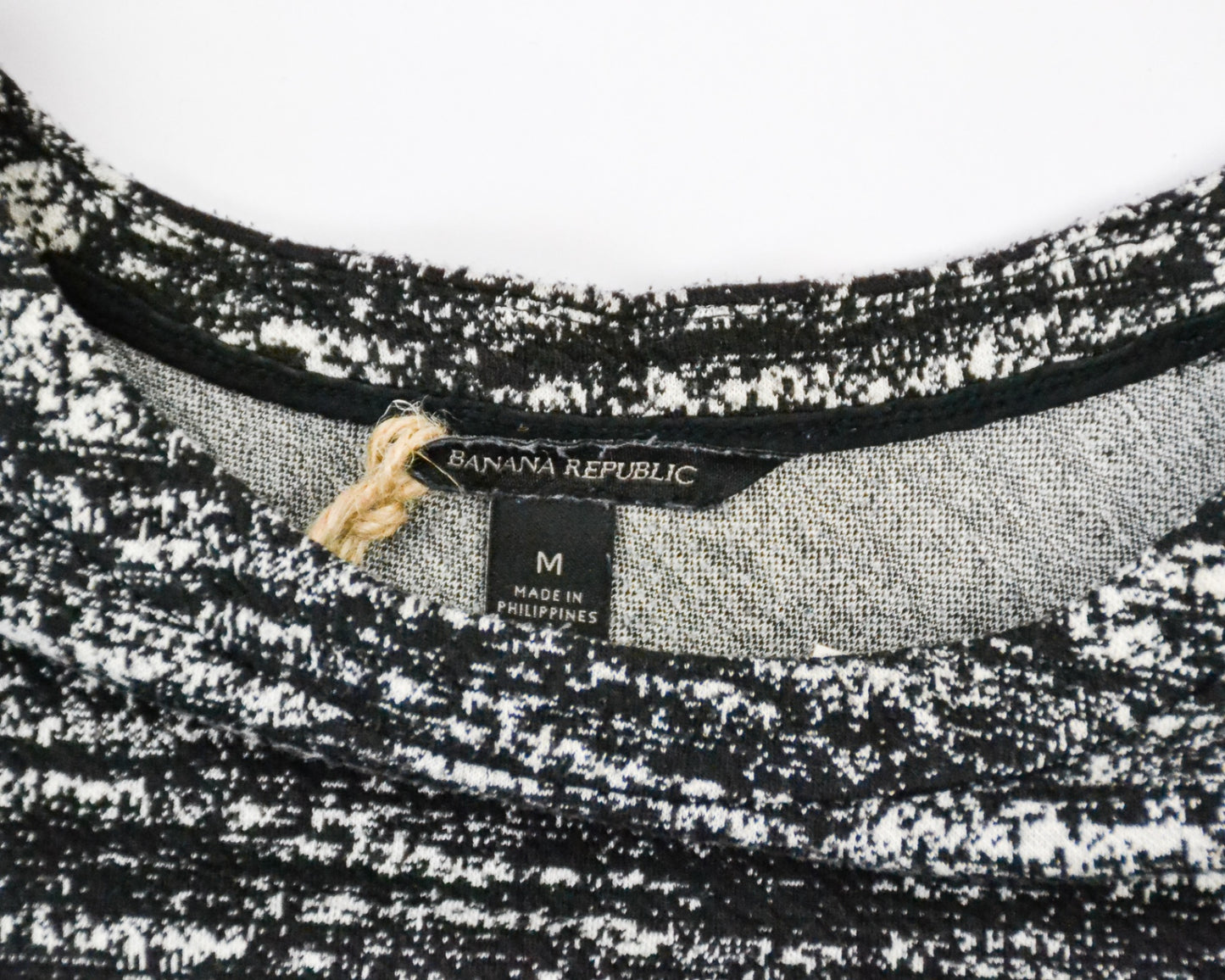 Banana Republic Sweater M - Medium Black and white