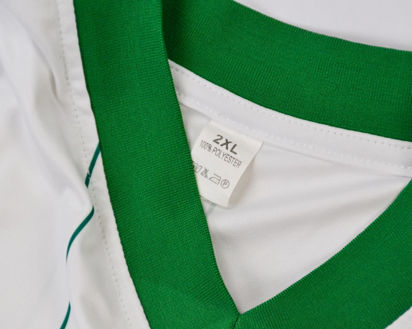 Celtic Football Club Jersey 2XL White and Green