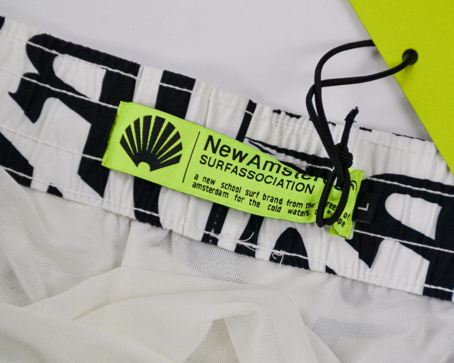 New Amsterdam Surf Association Swim Shorts L - Large White and black
