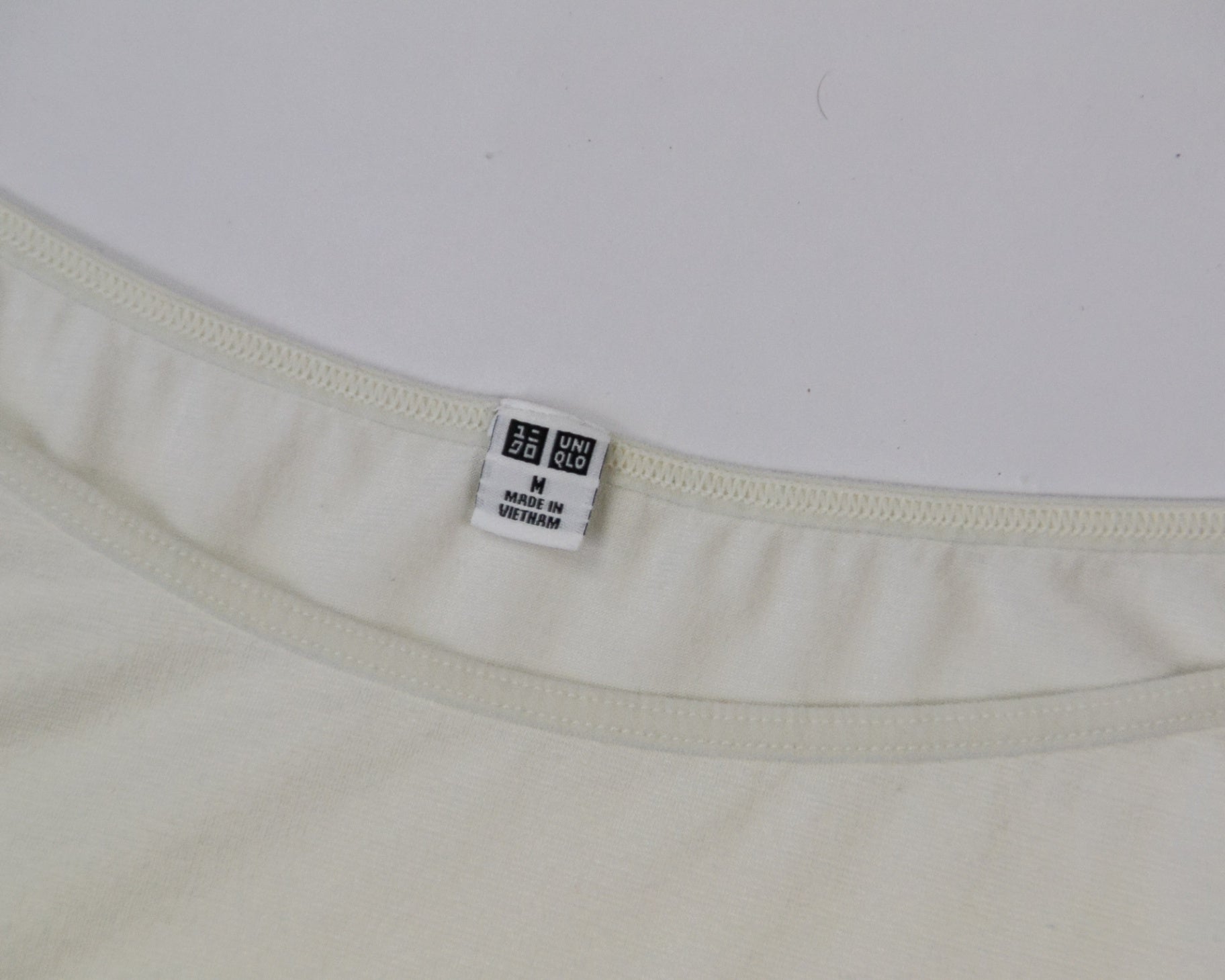 Uniqlo T-Shirt M - Medium Off-white