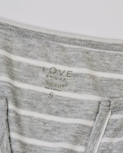 Love by Gap Pyjama Top S Gray and white