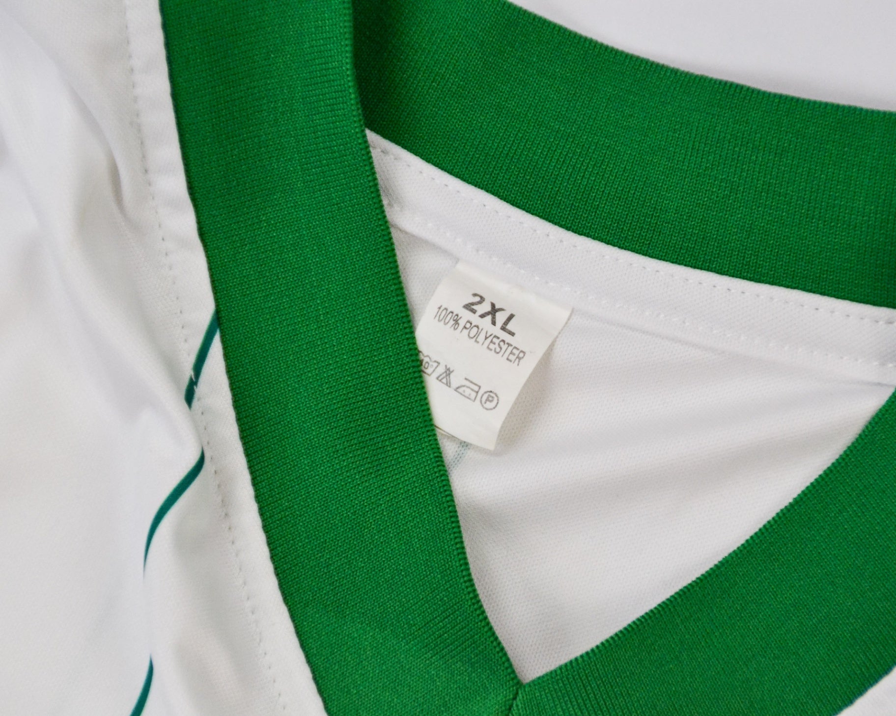 Celtic Football Club Jersey 2XL White and Green