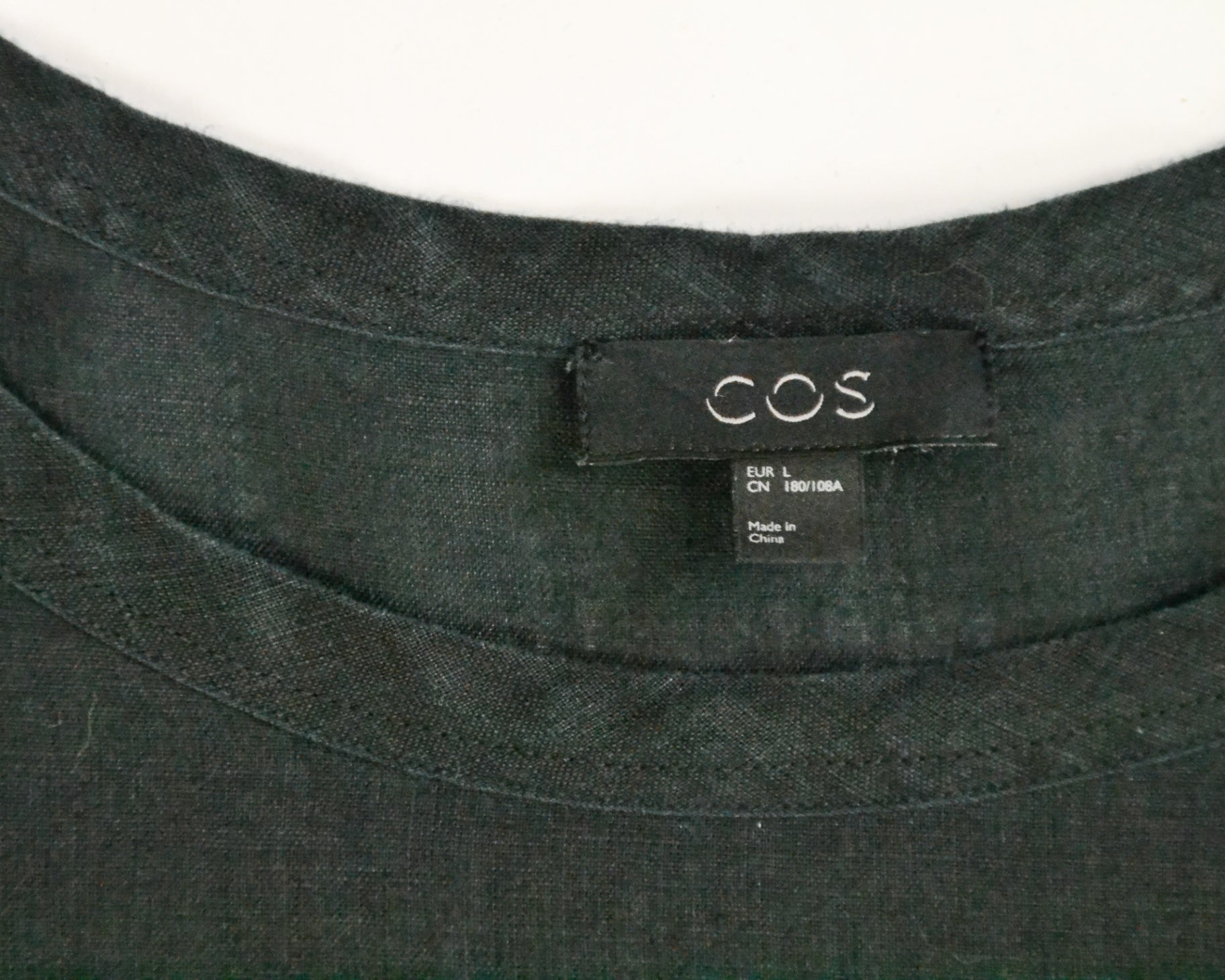 COS - T-Shirt - Black - size: L