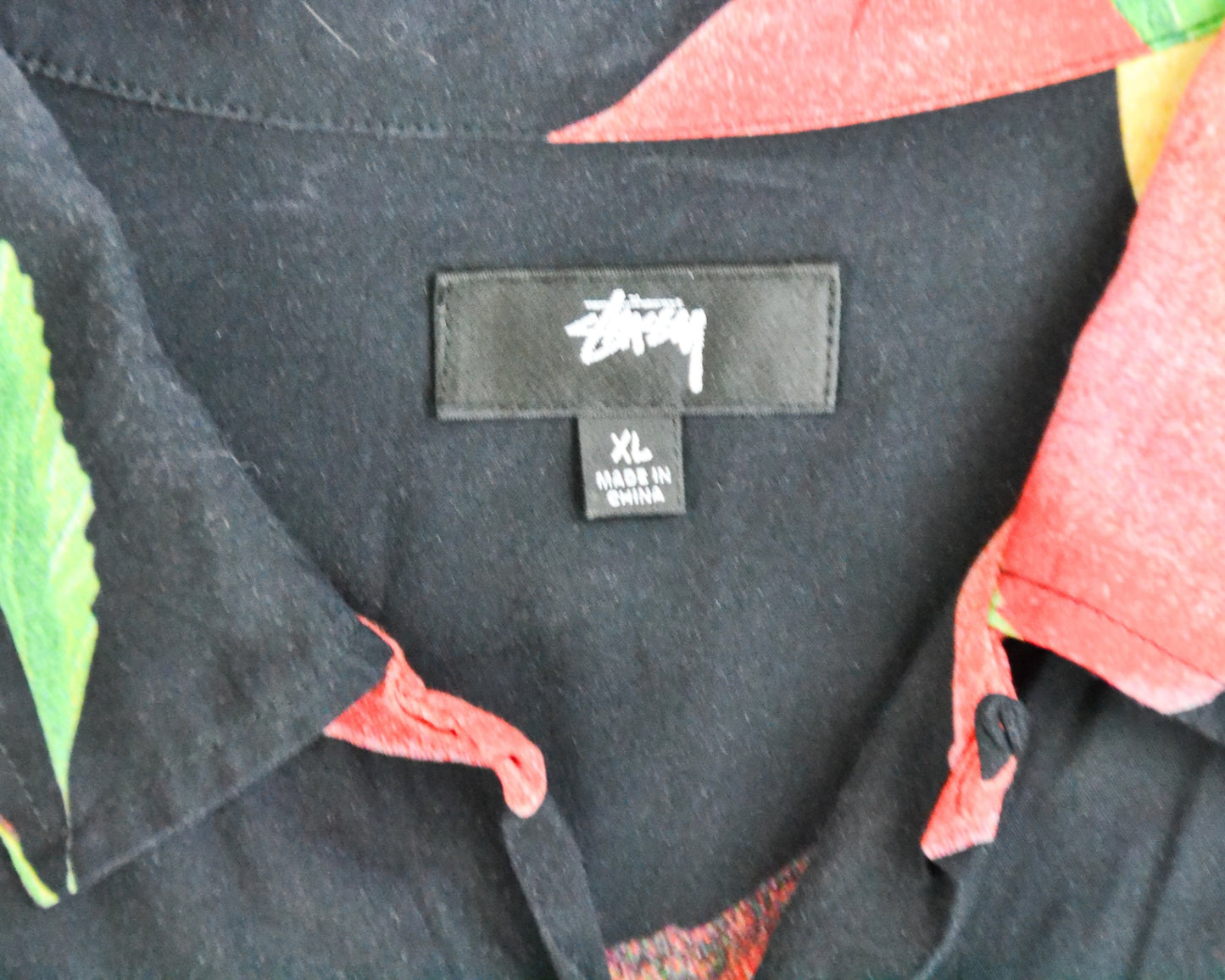 Stussy Shirt XL Black with Peach Pattern