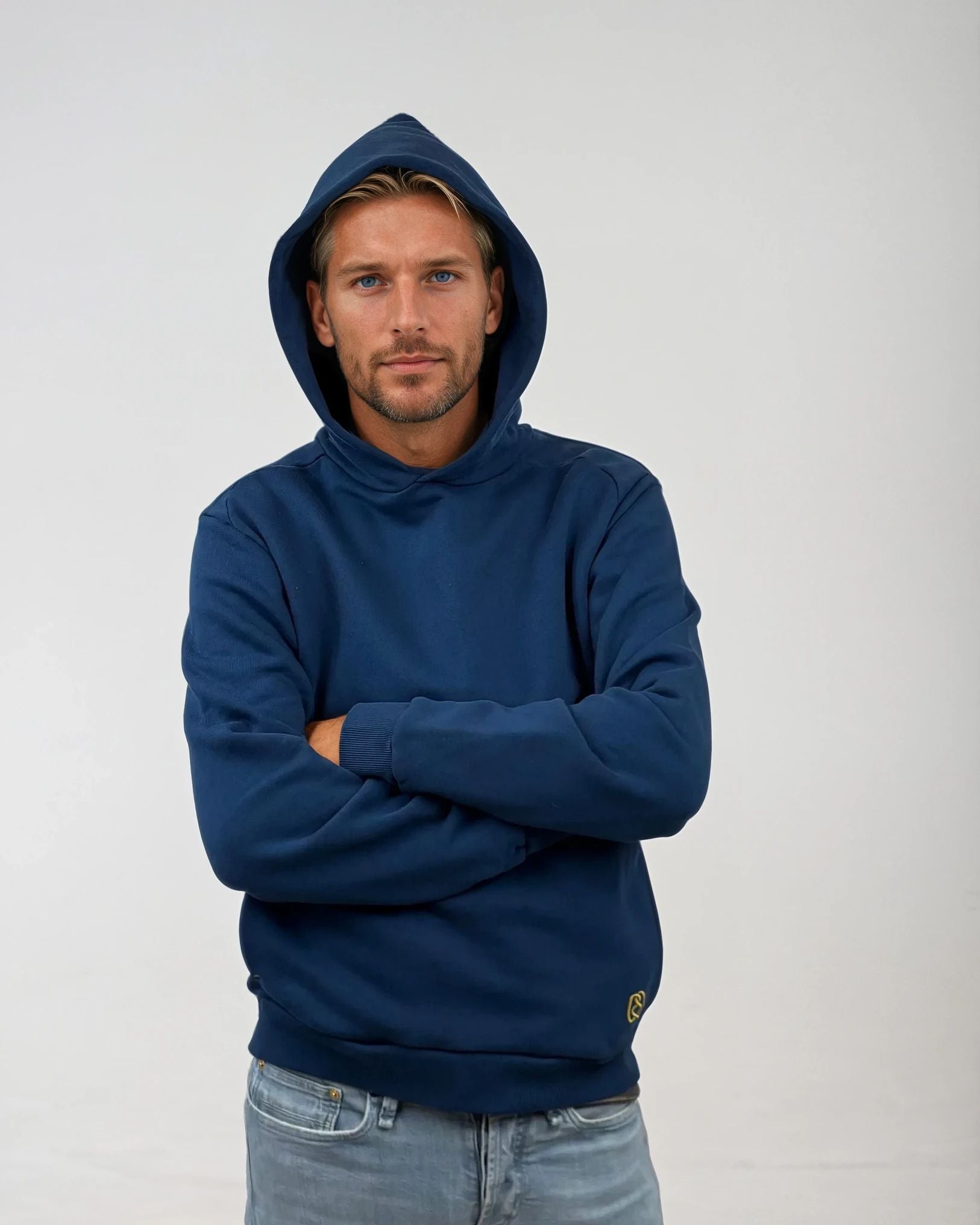 Circlo Origin Hoodie Navy - Hoodup Arms Crossed